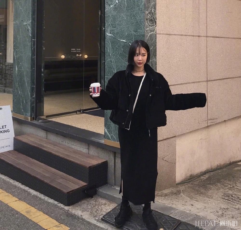 小个子的冬季大衣穿搭，短款是衣橱必备长款这样穿不压个子还显高