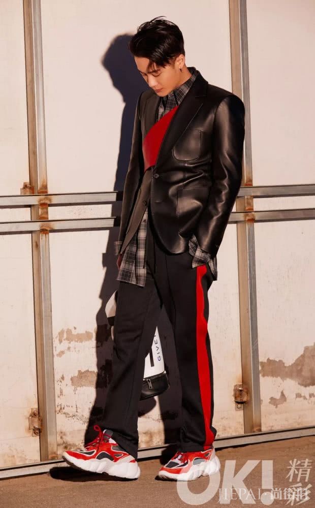 檀健次穿搭秘籍更有大看头!