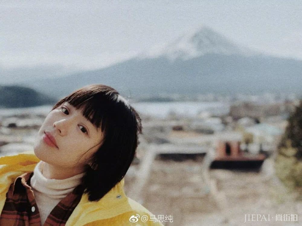 马思纯变身樱桃小丸子 这么可爱的发型请给我来一打