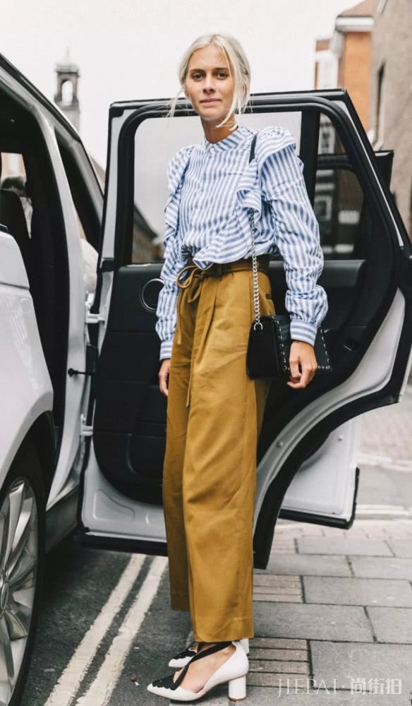 衬衫+阔腿裤,在春季提升你的高级时尚感