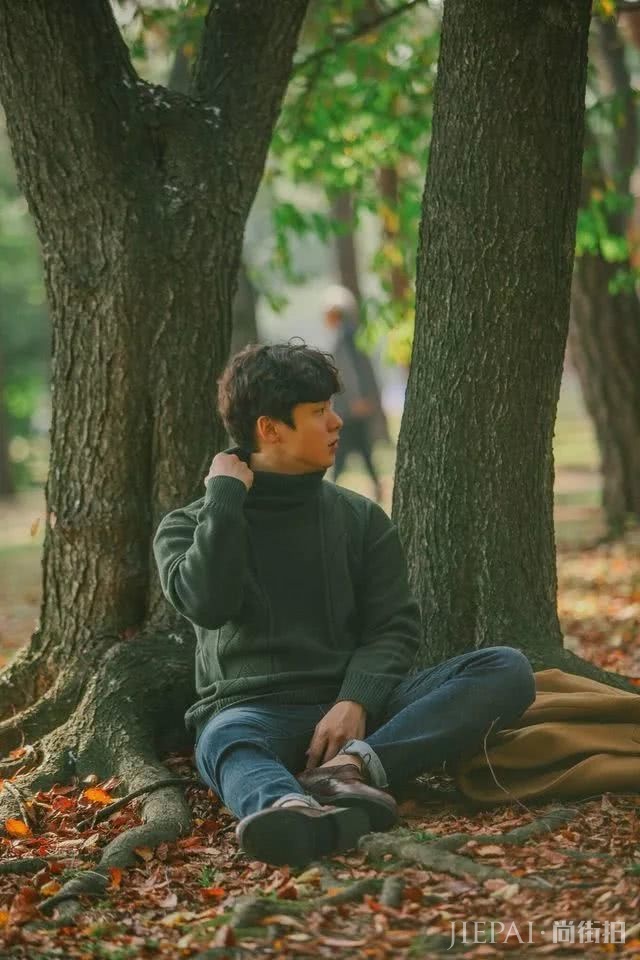 没对比没伤害，看看这位博主的穿搭，你还觉得自己搭的不错？