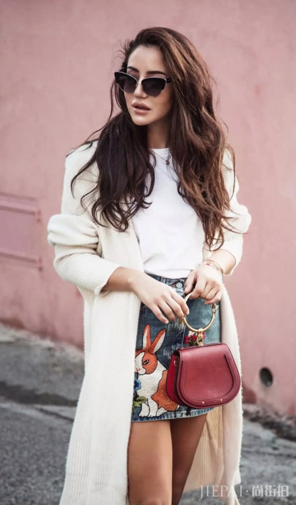 趁着好天气，穿上知性唯美的针织开衫和男神一起去踏青