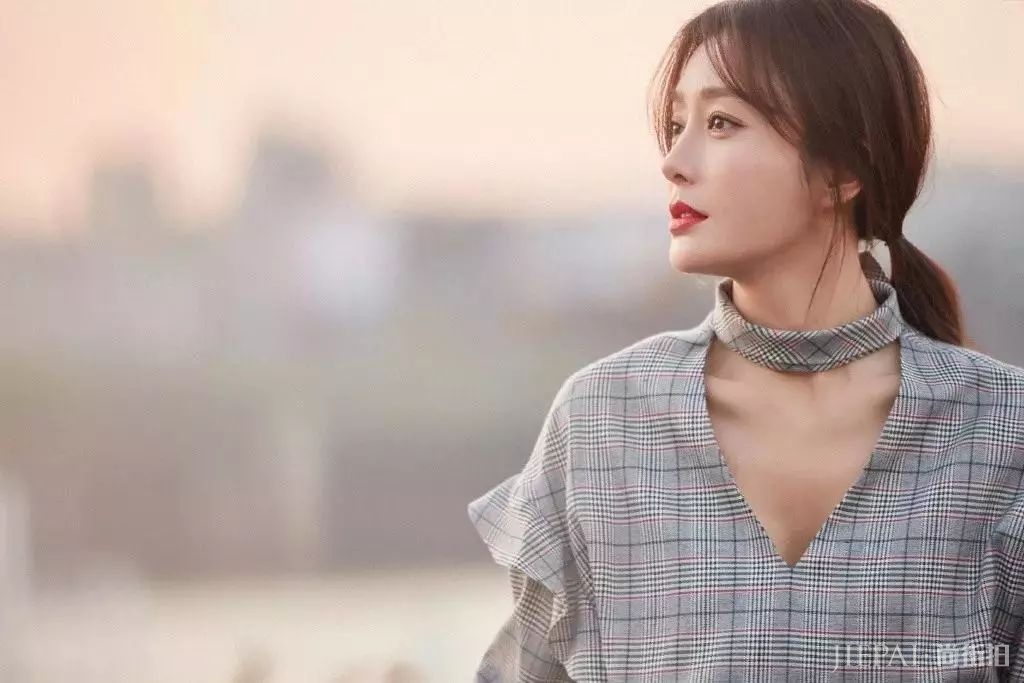 蔡徐坤的银色、范丞丞的红色…2019流行发色你适合哪种?