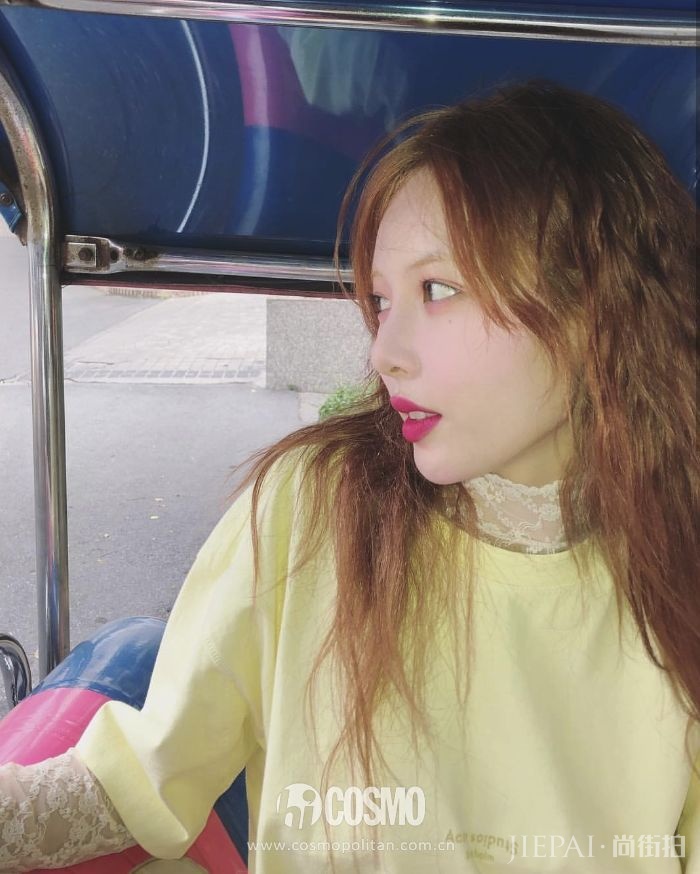 钟楚曦泫雅靠什么撩到了小两岁的男友