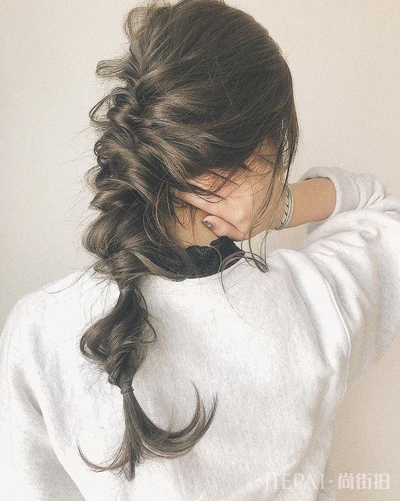 婚礼发型锁定款！10款人气的垂坠感发型介绍！