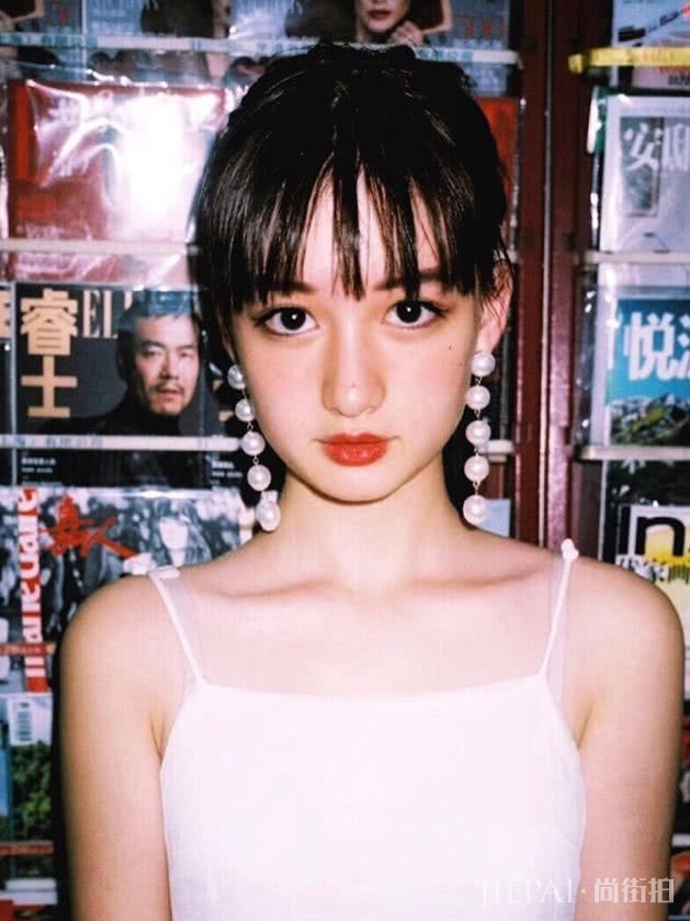 时装周:木村光希Susan同穿皮草,网红与星二代哪个更高级?