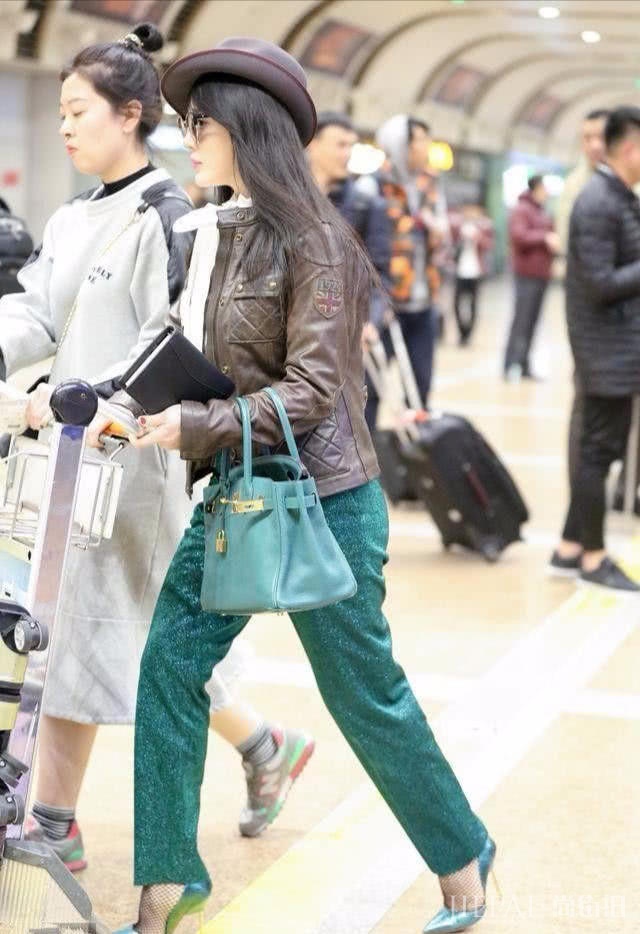 冉莹莹的衣品是灾难现场?