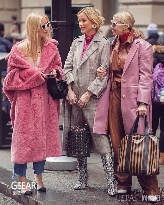 纽约时装周街拍合集!看2019年最受欢迎的流行靴款吧