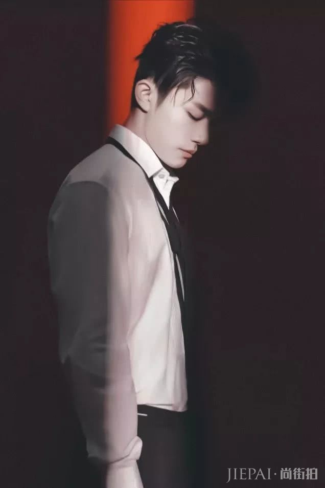 18岁的易烊千玺，还能红多久？