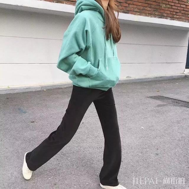 这条神裤比阔腿裤还厉害!小个子开春必备!