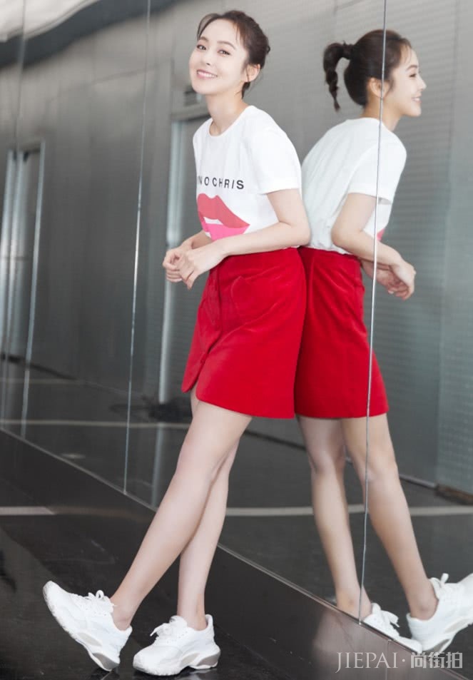 张佳宁一秒教你穿出少女感！