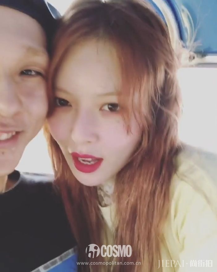 钟楚曦泫雅靠什么撩到了小两岁的男友