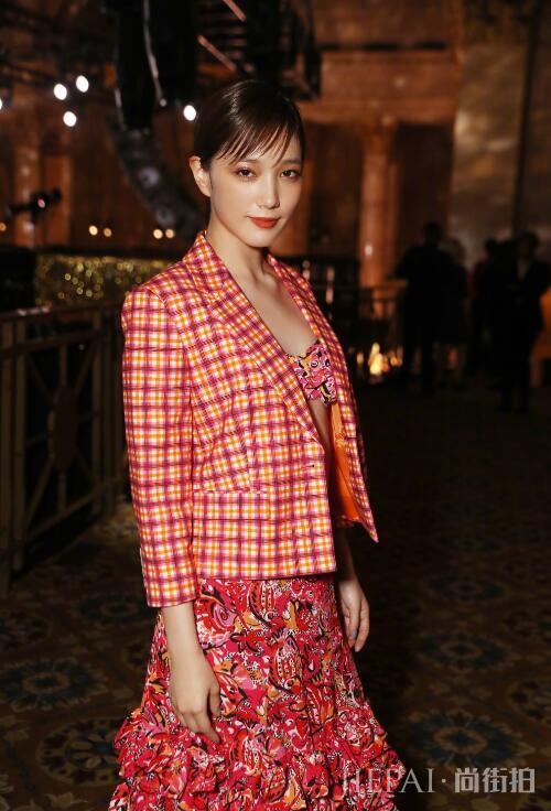 本田翼和林允儿上榜「最理想女友」