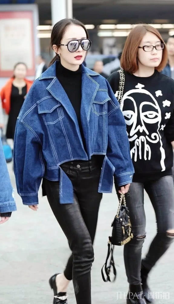春季穿一件漂亮的牛仔外套，提升气质更显品味
