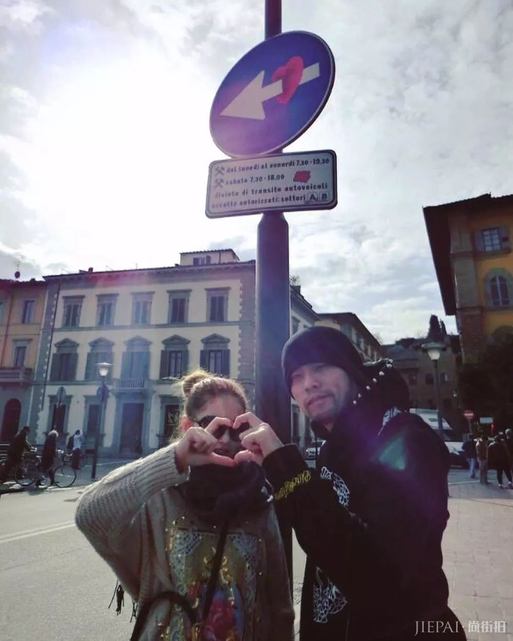 天王嫂“狗粮”补给你!错过情人节也无妨