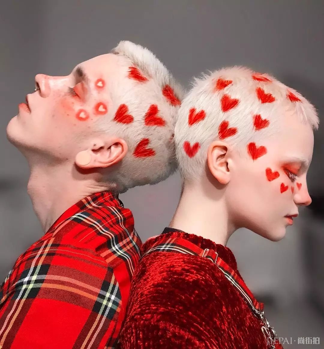 你这辈子不敢染的发色，她全都帮你试了一遍！