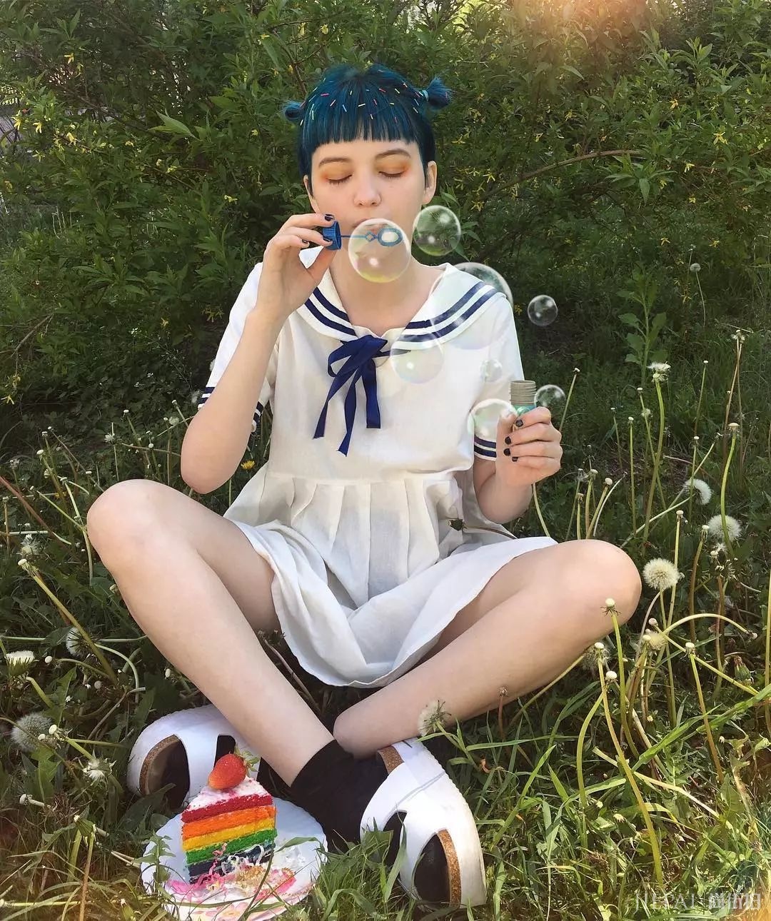 你这辈子不敢染的发色，她全都帮你试了一遍！