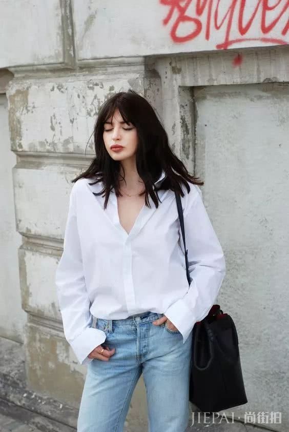 干货!用上衣+口红,配对颜色很漂亮