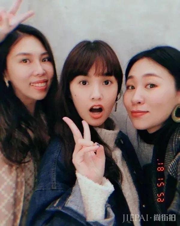 杨丞琳私服竟是一本“少女感”穿搭教科书