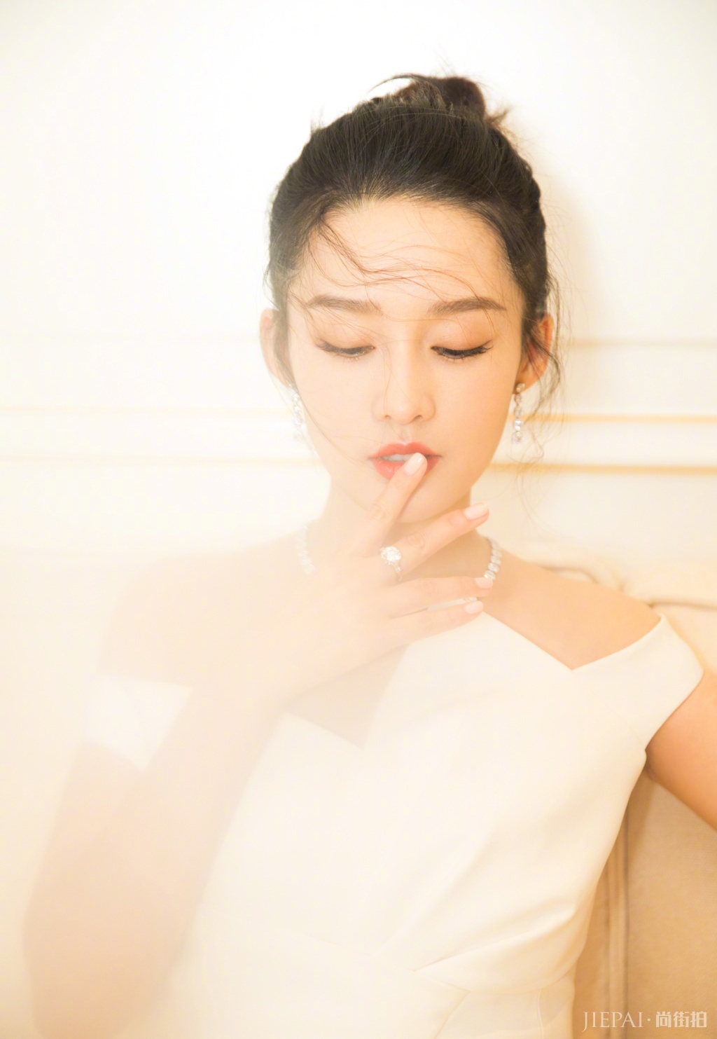 李沁以前只觉得她长得漂亮，没想到90后女星演技这么好