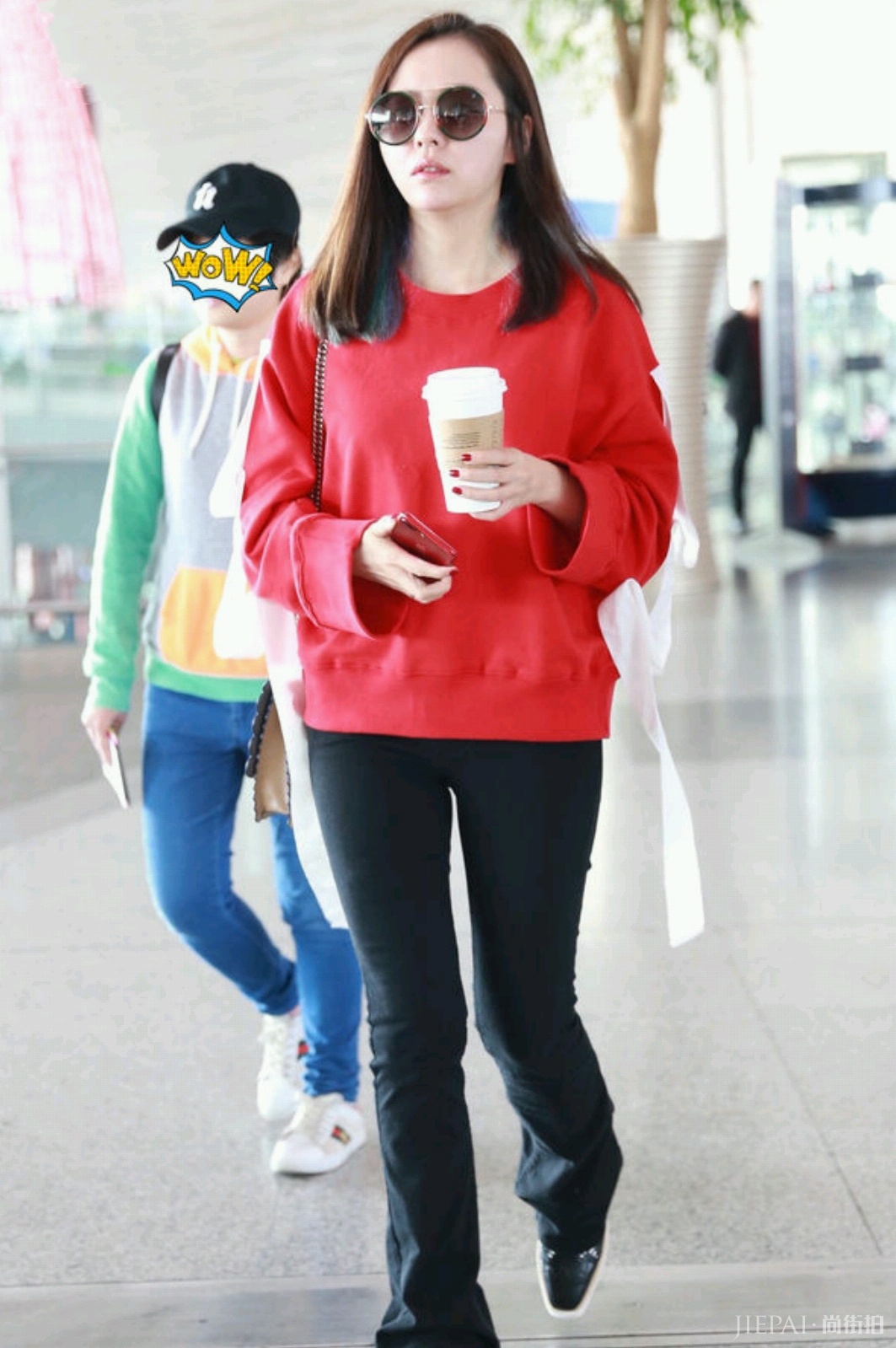 张靓颖的街拍造型太美了！