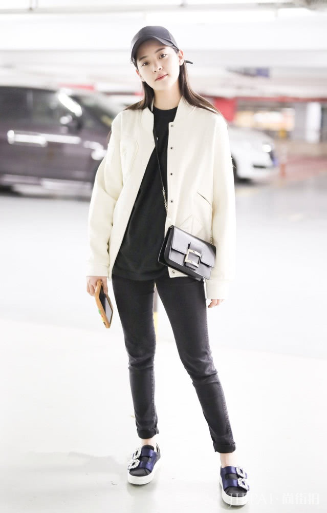 2019春季用这3款白色外套,让你穿出优雅白色女性美