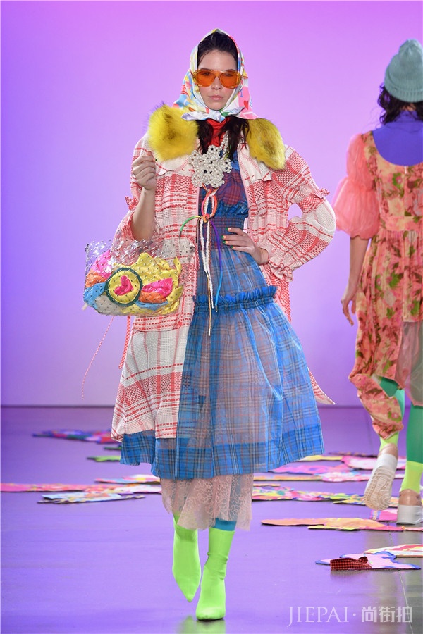 LEAF XIA于纽约时装周发布AW19系列“Face the Fear with Love”