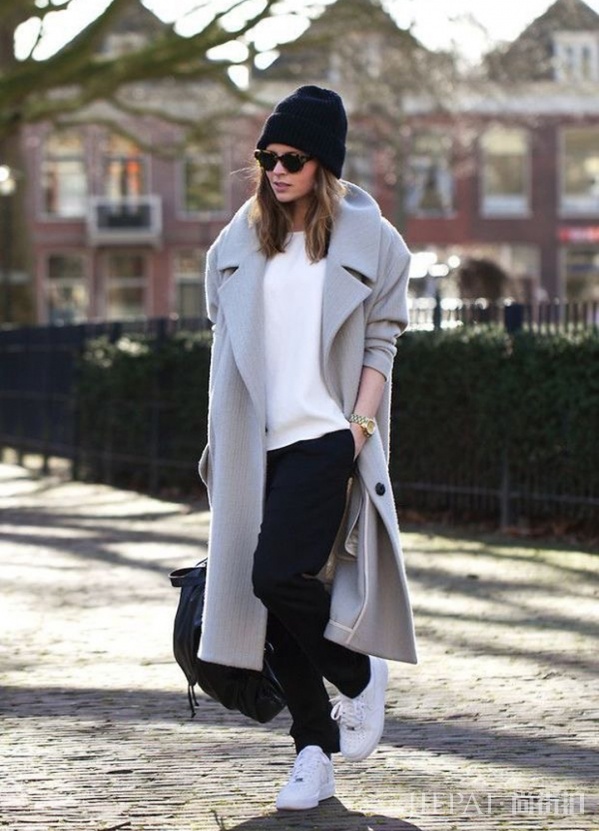 雾霾蓝搭什么颜色好 如同柔美天空的清新气氛