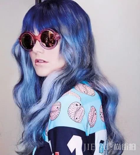 是头发总会发光的，就看你怎么染了