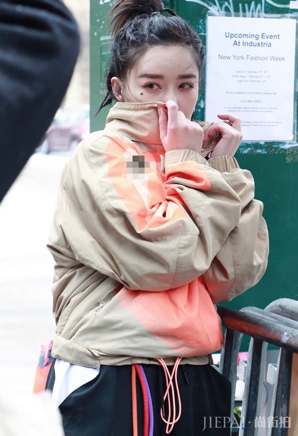 阚清子穿“工装”风格秒变男友样！太帅了