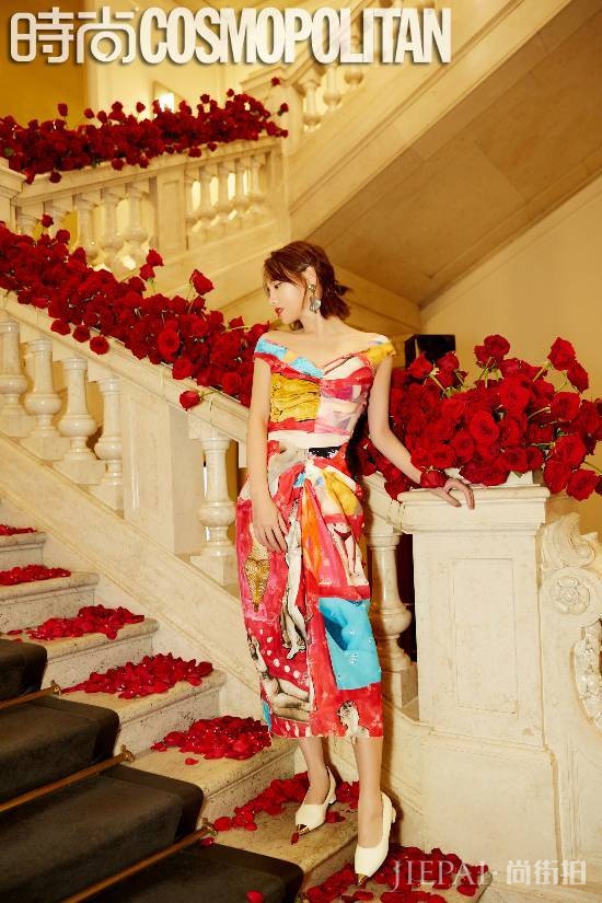 张嘉倪出席米兰时装周