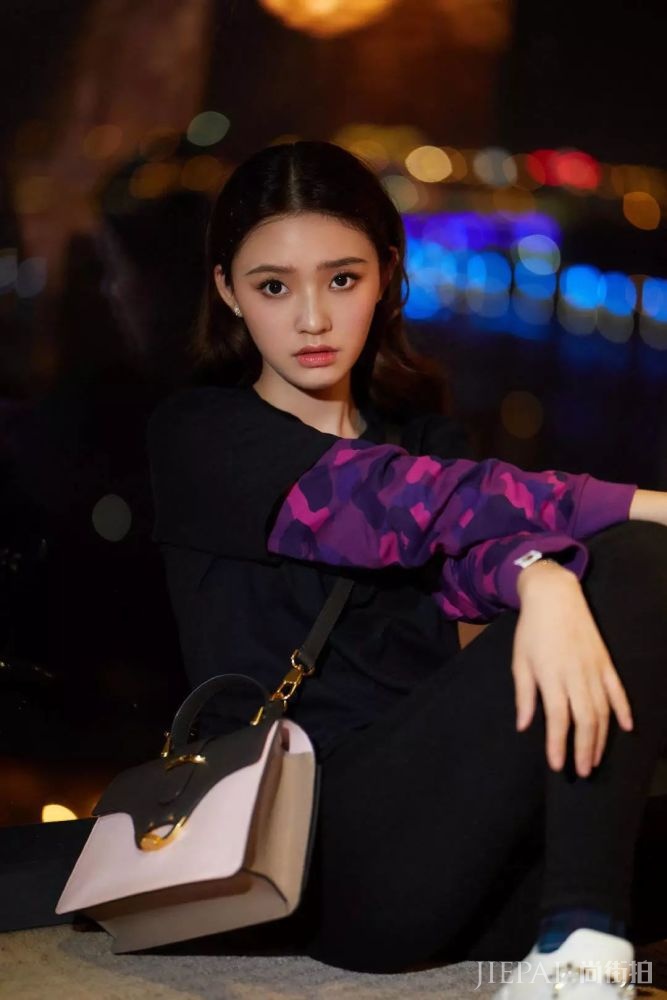 《一吻定情》里的袁湘琴,靠自己的时尚品位撩到江直树?