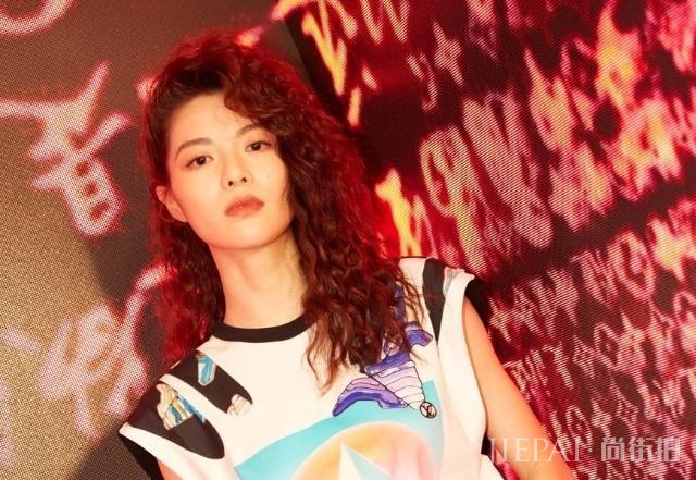 泫雅的“泰迪头”走红，林心如都不淡定了，钟楚曦变身野马！