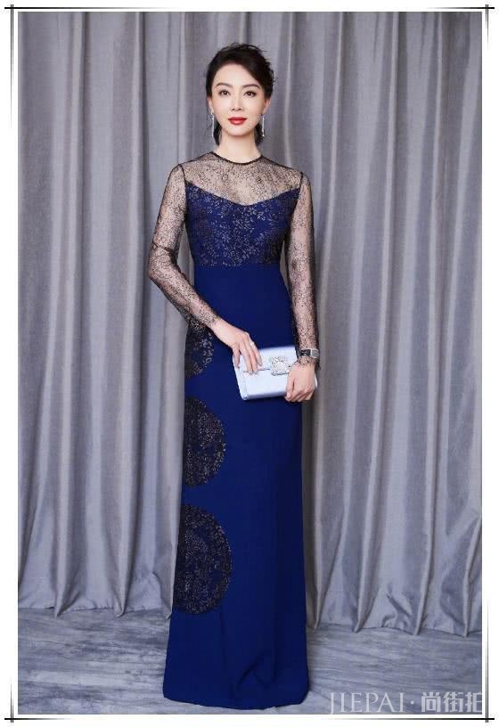 陈数高领毛衣配运动裤，也能美出新高度，服了