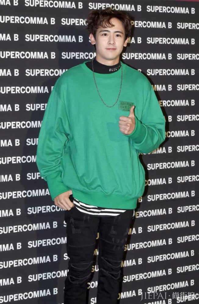 “L型匡威”,随便搭配私服都巨好看