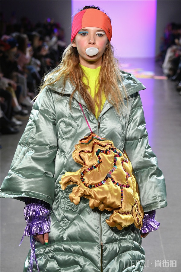 LEAF XIA于纽约时装周发布AW19系列“Face the Fear with Love”