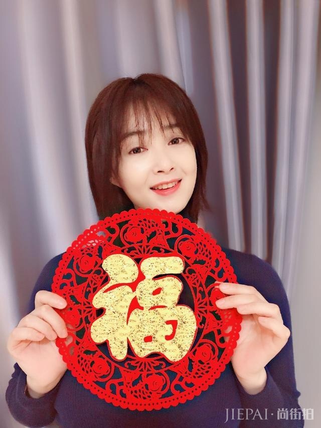 蒋欣减肥成功瘦成巴掌脸，换个发型美到认不出来！