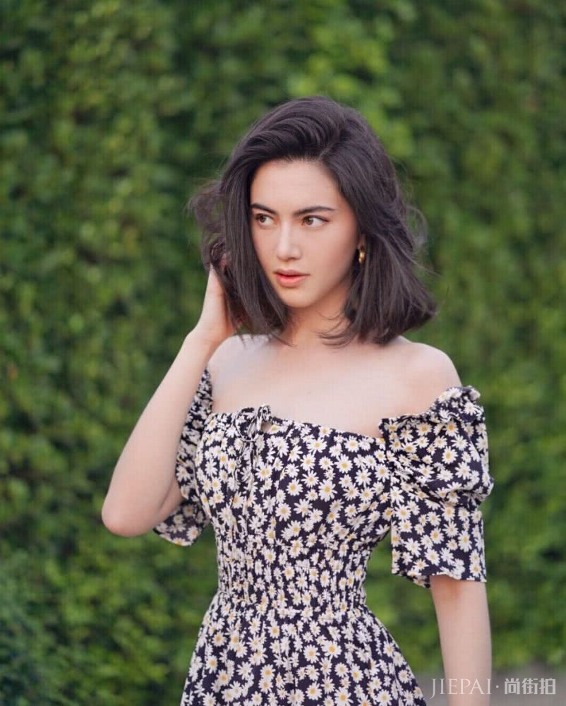 郑秀妍、Mia:踏青时的小心机,总是在你的耳边出现