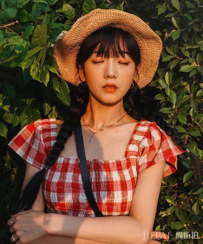 果汁脸的美貌因综艺被严重低估了？尹普美的衣品太好看了