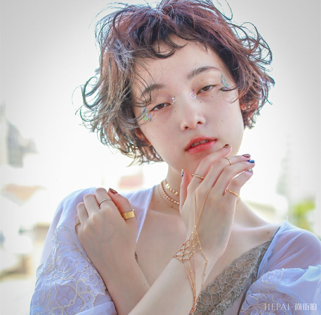 个性短发，选对发型才能决定你的颜值