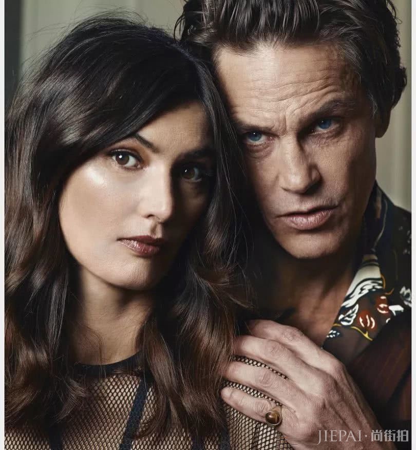 新超模二代来袭，靠关系登国际男士版Vogue封面