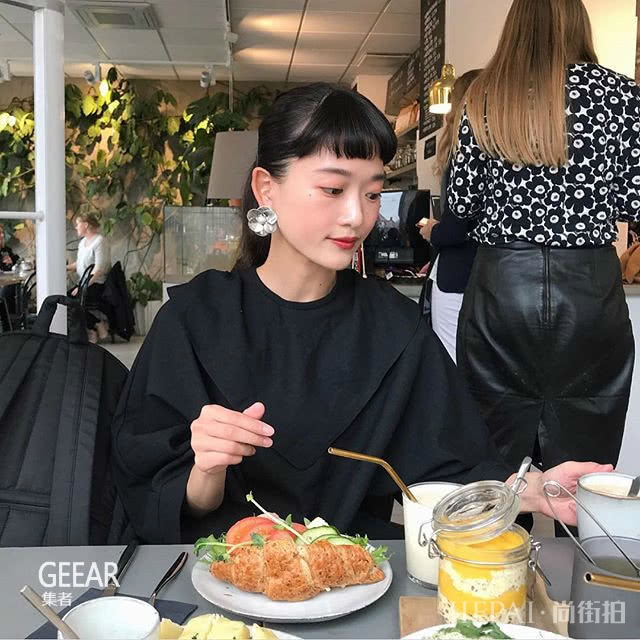 日系复古文艺风格怎么穿？看这位东京时尚博主带给你的灵感