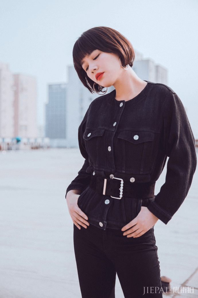 马思纯新发型波波头短发原来那么美