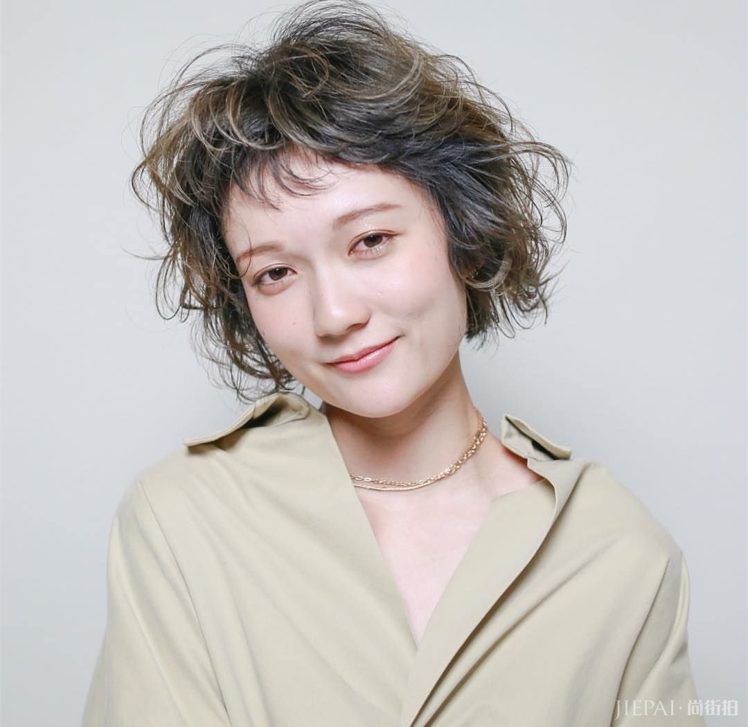 个性短发，选对发型才能决定你的颜值