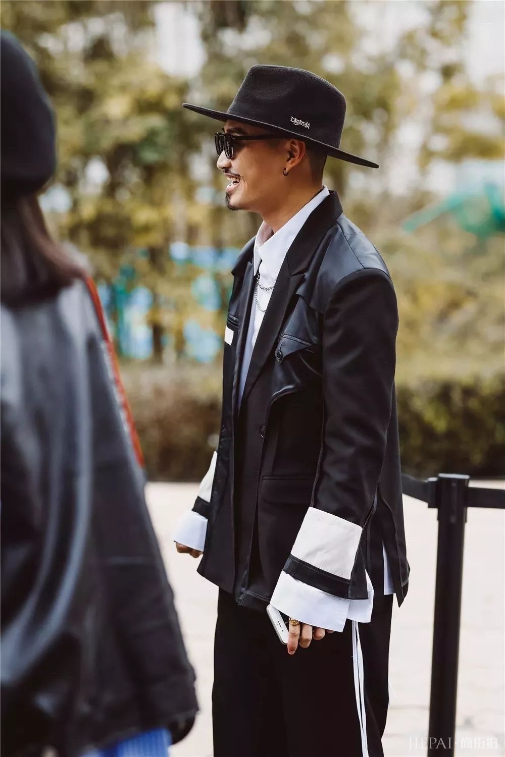 中日韩三地街拍，哪个更辣眼？