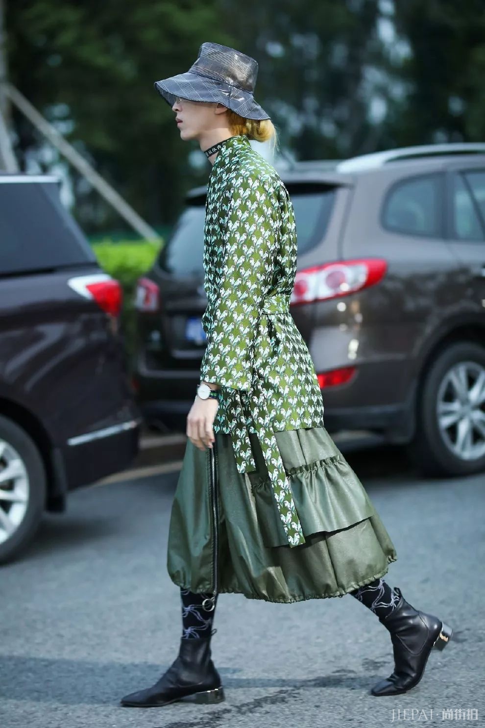 中日韩三地街拍，哪个更辣眼？