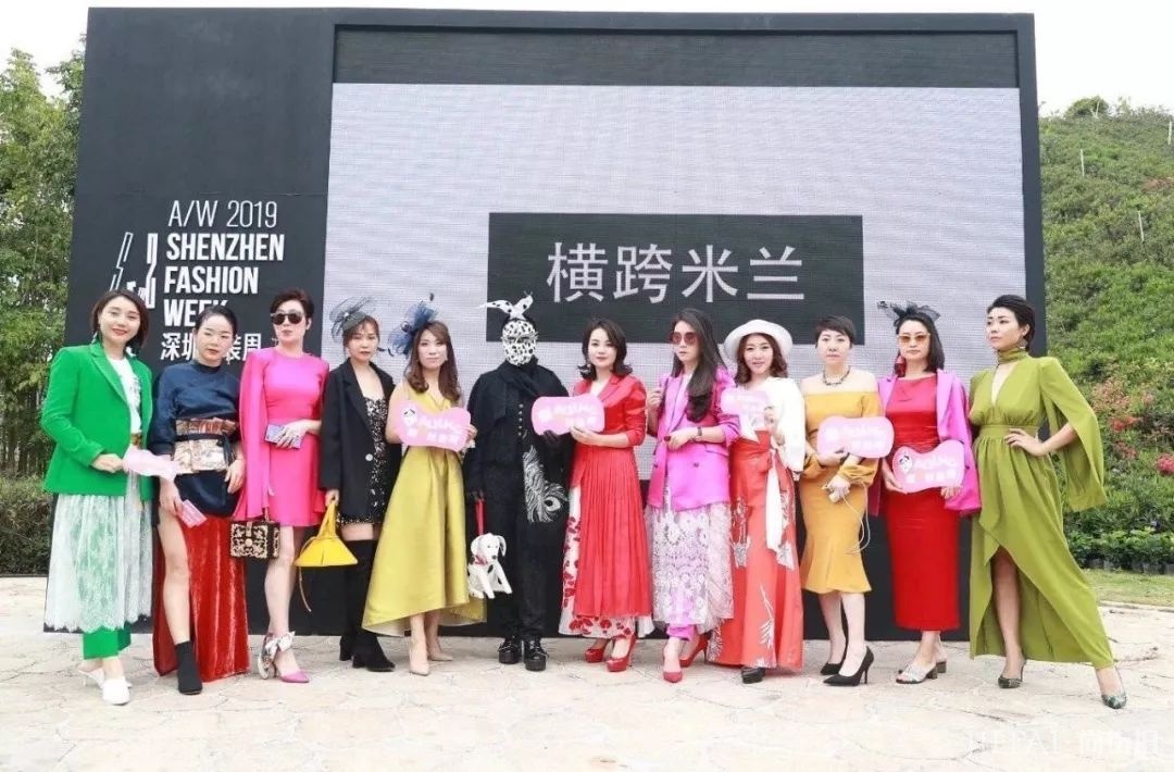 中日韩三地街拍，哪个更辣眼？