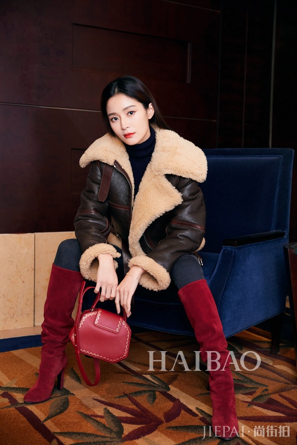 明星演绎Guirlande de Cartier系列手袋