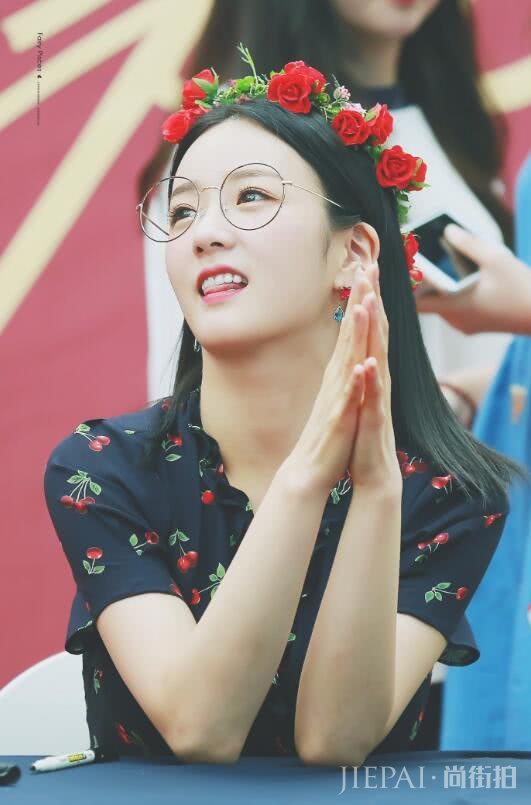 果汁脸的美貌因综艺被严重低估了？尹普美的衣品太好看了