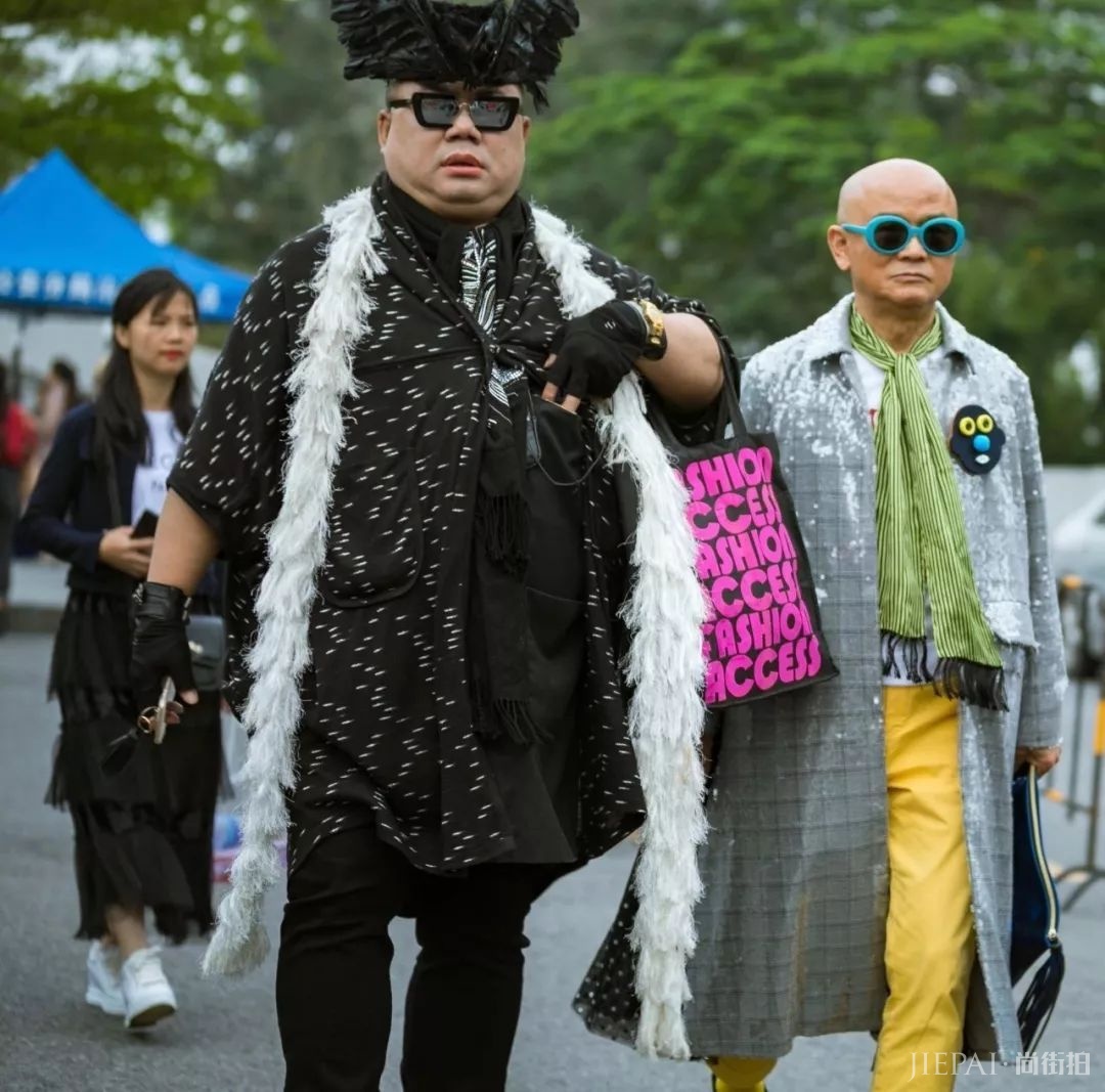 中日韩三地街拍，哪个更辣眼？